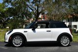 Used 2024 MINI Cooper SE image 3