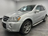 Used 2009 Mercedes-Benz ML 63 AMG 4MATIC image 2
