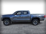 Used 2019 Toyota Tacoma TRD Off-Road image 4