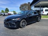 Used 2024 Toyota Camry SE image 4