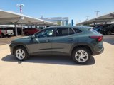 Used 2025 Chevrolet Trax LS w/ LS Convenience Package image 3