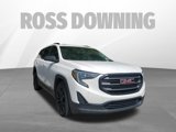 Used 2020 GMC Terrain SLE w/ Driver Convenience Package image 3