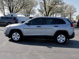 Used 2015 Jeep Cherokee Sport image 5