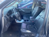 Used 2009 Nissan Pathfinder SE w/ SE Leather Pkg image 5