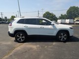 Certified 2021 Jeep Cherokee Limited image 3