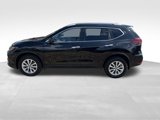 Used 2020 Nissan Rogue SV image 3