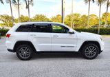 Used 2018 Jeep Grand Cherokee Laredo image 4