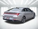 Used 2023 Hyundai Elantra Limited image 3