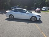 Used 2023 Nissan Altima 2.5 SV image 3