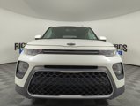 Used 2021 Kia Soul LX image 3