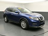Used 2019 Nissan Rogue SV image 2