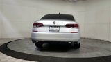 Used 2020 Volkswagen Passat 2.0T SE w/ Sunroof Package image 2