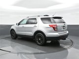 Used 2015 Ford Explorer XLT w/ Equipment Group 202B image 5