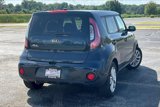 Used 2017 Kia Soul + image 5