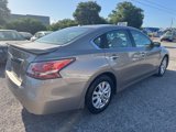 Used 2015 Nissan Altima 2.5 S w/ Sport Value Package image 4