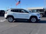 New 2025 Jeep Compass Latitude image 2