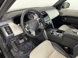 Used 2024 Land Rover Discovery Dynamic SE image 4