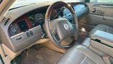 Used 2003 Lincoln Town Car Signature image 5