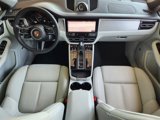 Used 2022 Porsche Macan image 6