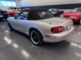 Used 2003 MAZDA MX-5 Miata image 6
