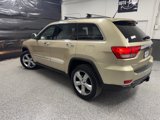 Used 2011 Jeep Grand Cherokee Overland image 3