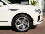 Certified 2023 Bentley Bentayga image 6