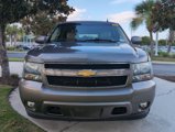 Used 2014 Chevrolet Suburban LT image 3