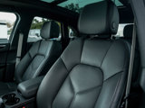 Certified 2024 Porsche Macan image 5
