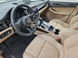 Certified 2025 Porsche Macan image 4