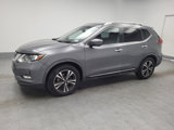 Used 2018 Nissan Rogue SL image 2