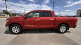 Used 2019 Nissan Titan SV w/ SV Convenience Package image 4
