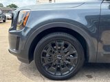 Used 2022 Kia Telluride EX w/ EX Premium Package image 5
