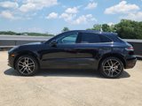 Used 2025 Porsche Macan image 2