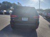 Used 2017 Jeep Grand Cherokee Altitude image 4