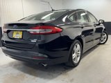 Used 2018 Ford Fusion SE w/ Fusion SE Technology Package image 4