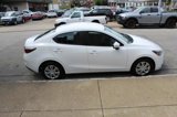 Used 2019 Toyota Yaris L image 4