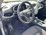 Used 2023 Chevrolet Malibu LT image 2