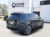Used 2023 Land Rover Range Rover Long Wheelbase SE image 3