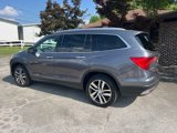 Used 2017 Honda Pilot Touring image 2