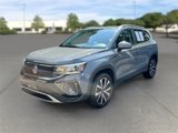 Used 2022 Volkswagen Taos SE image 3