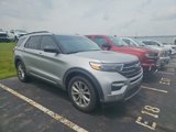 Used 2021 Ford Explorer XLT w/ Equipment Group 202A image 2