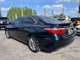 Used 2015 Toyota Camry SE image 3
