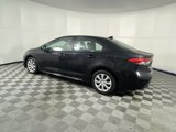 Used 2022 Toyota Corolla LE image 2