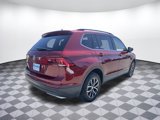 Used 2019 Volkswagen Tiguan SE w/ Panoramic Sunroof Package image 3