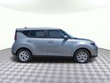 Used 2025 Kia Soul LX w/ LX Technology Package image 2