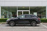 Used 2025 Porsche Macan image 2