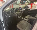 Used 2020 Ford Escape SE image 3