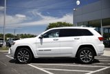 Used 2017 Jeep Grand Cherokee Overland image 3