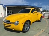 Used 2004 Chevrolet SSR w/ Preferred Equipment Group image 2