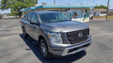Used 2022 Nissan Titan SV w/ SV Convenience Package image 3